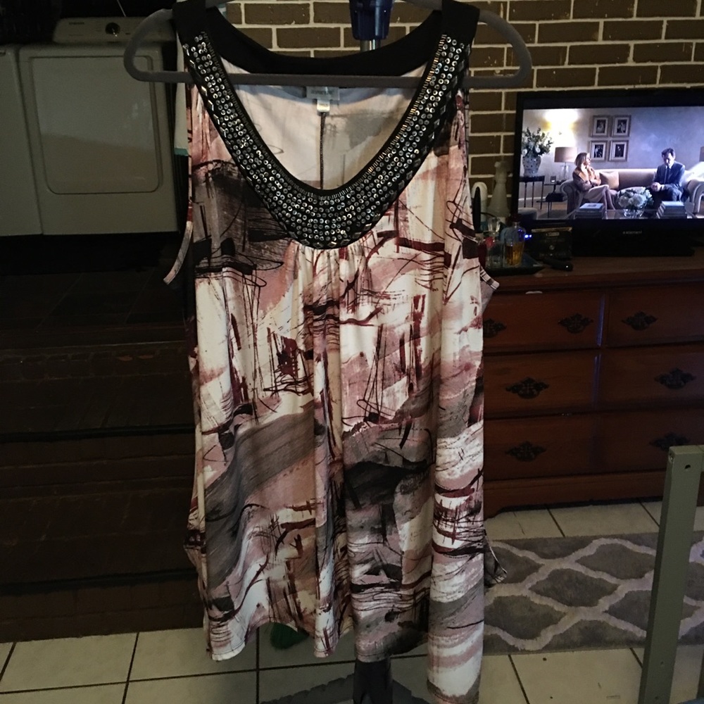 Sleeveless top
